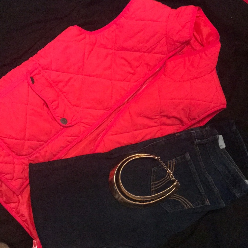 ✨Aeropostale vest ✨